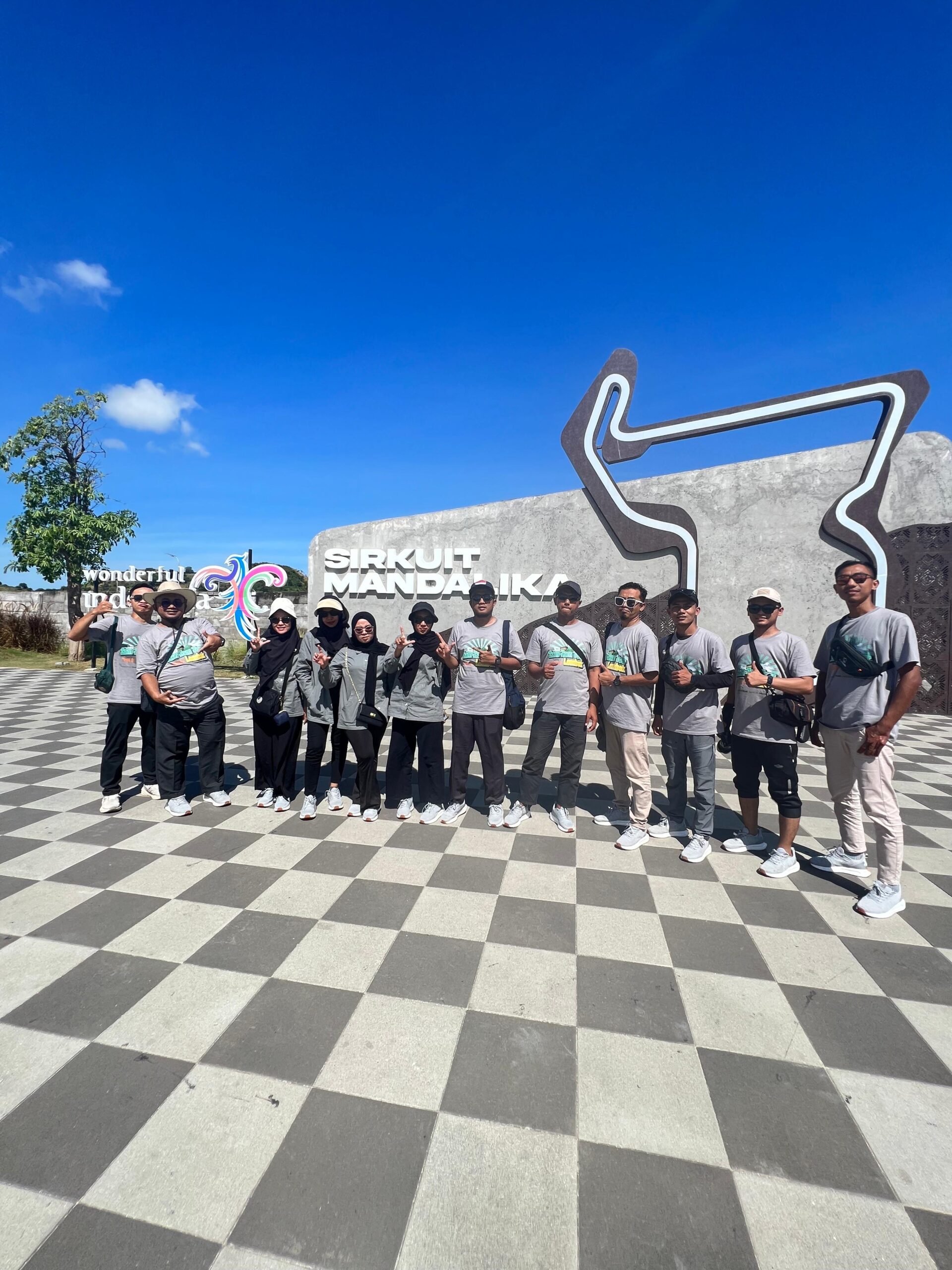 WhatsApp Image 2025-10-24 at 13.32.43