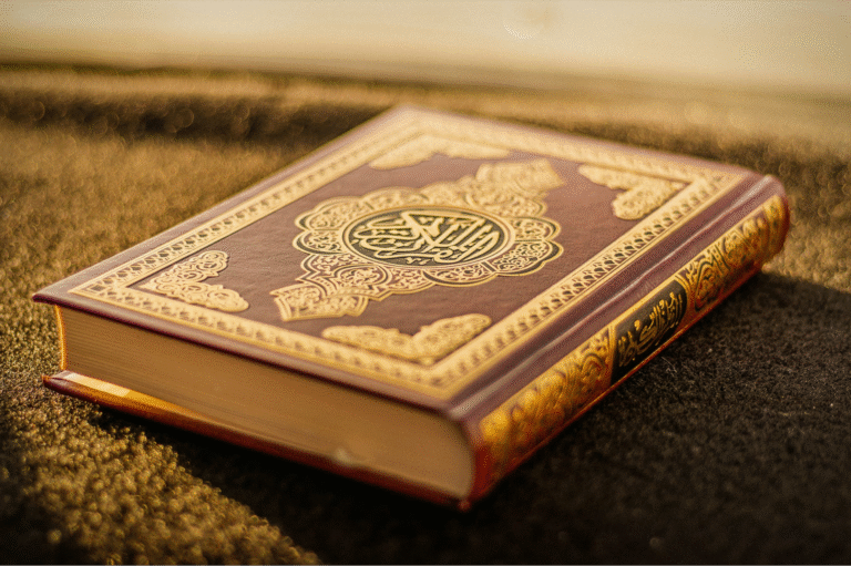 Keutamaan Waqaf Al-Qur’an di Masjid Nabawi dan Masjidil Haram