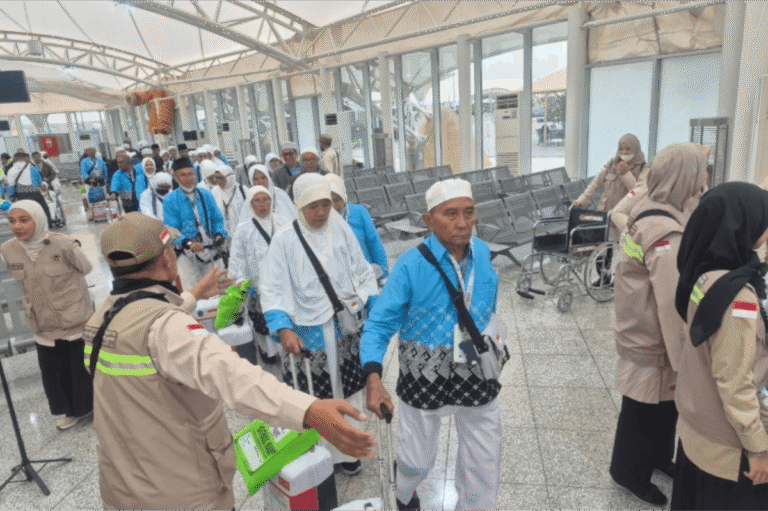 Kemenag Kawal Kepulangan Jemaah Haji dan Pendistribusian Air Zamzam