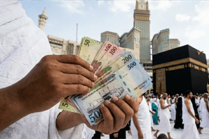 Panduan Mengelola Uang Saku Saat Umroh agar Tetap Aman dan Tidak Boros