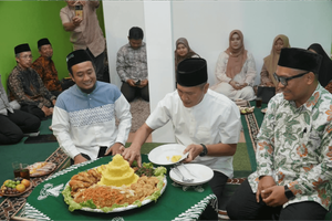 Antusias Umroh Warga Wonogiri Tinggi, Zam Zam Tour Resmi Buka Kantor Cabang